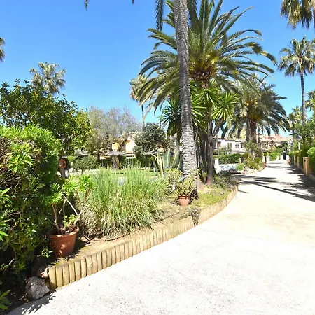 5004 Casa Rosa Alpesi faház Jávea