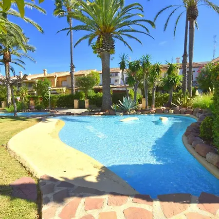 5004 Casa Rosa